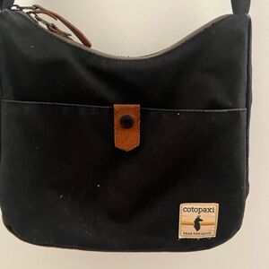 Cotopaxi Black Perla Crossbody Bag